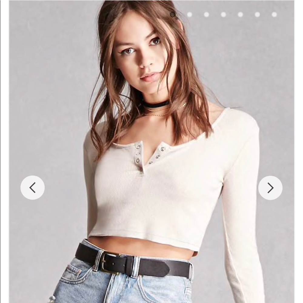 Beige Ribbed Crop Top 🖤